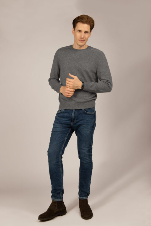 unisex cashmere raglan sweater in dark grey
