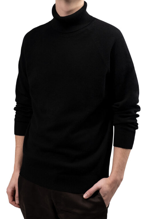unisex men's cashmere turtleneck in black