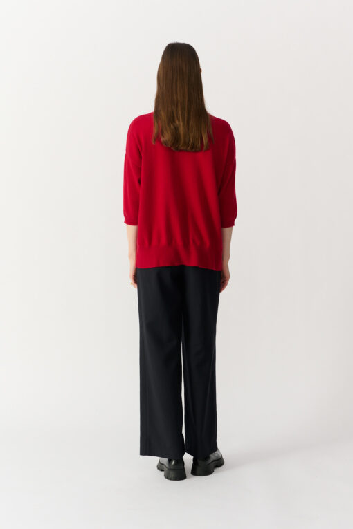 kaszmirowy sweter z krótkim rękawem w kolorze rubinowym