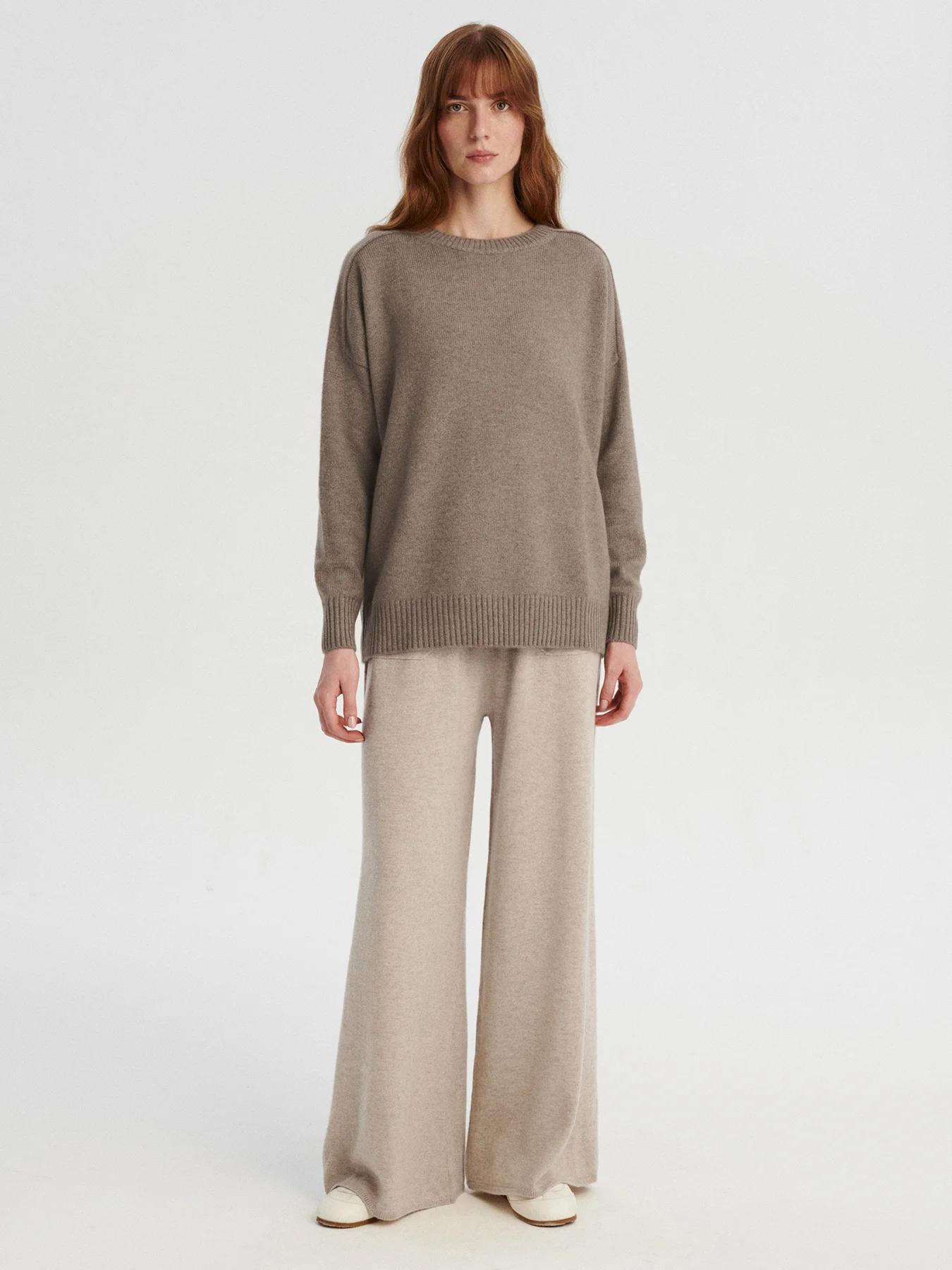 <span class="title-first-word">FIGO</span> kaszmirowy sweter raglan mokka