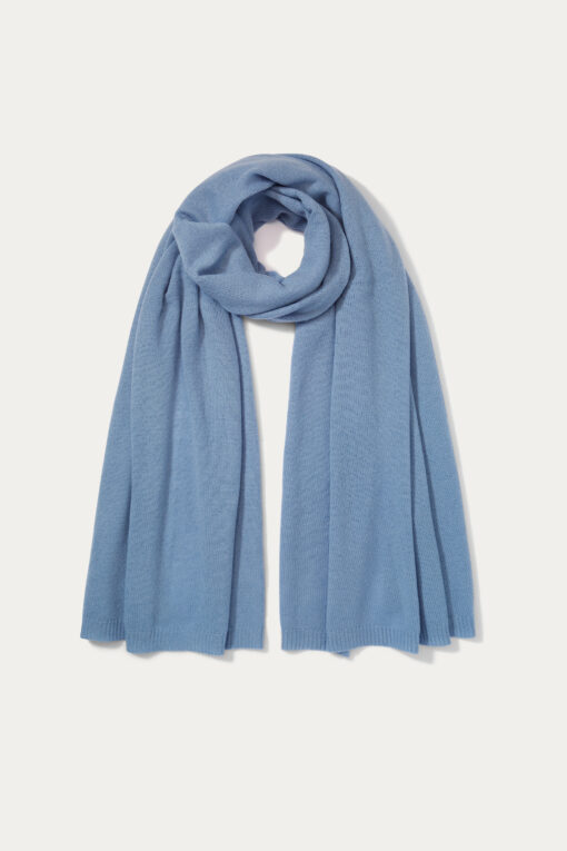 cashmere scarf in blue