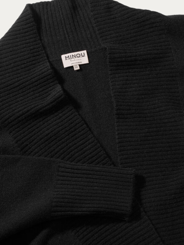 long cashmere cardigan in black