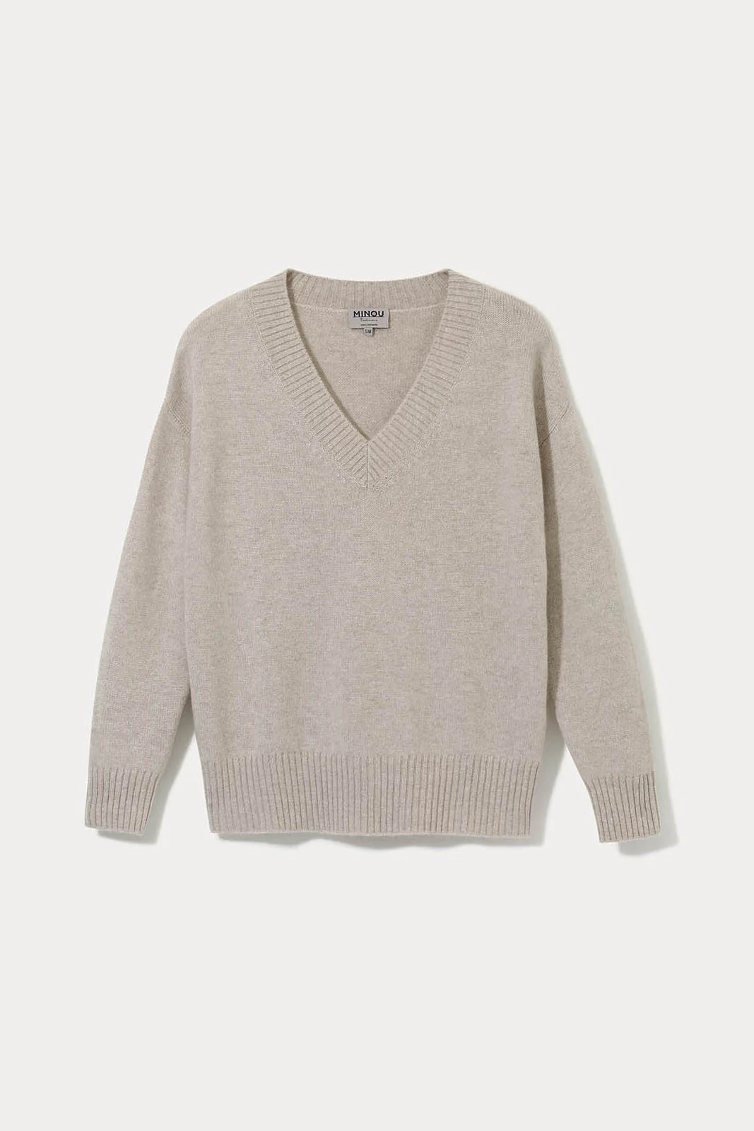 kaszmirowy sweter z dekoltem w serek w kolorze chłodnego beżu