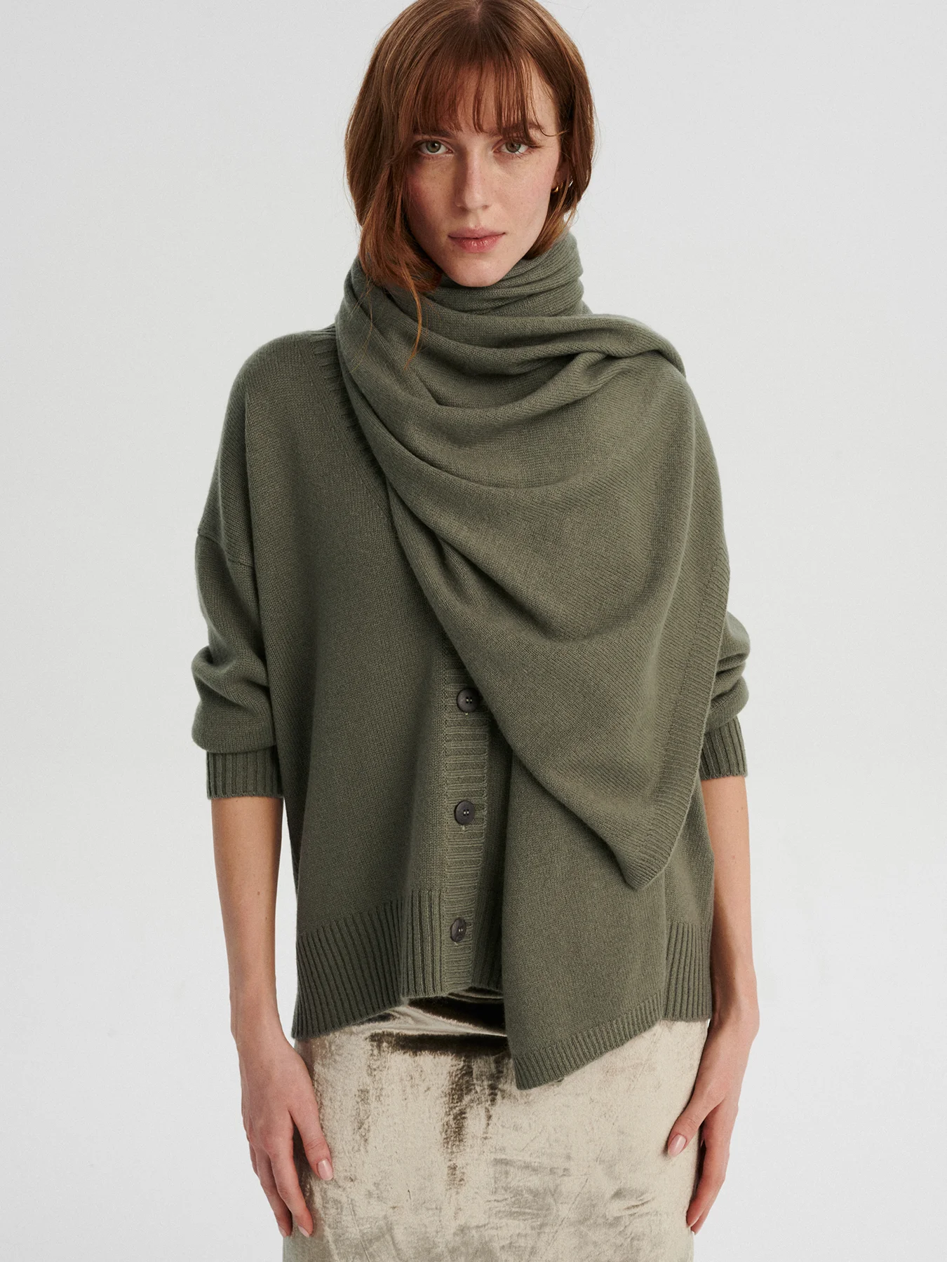 MABU cashmere knitted scarf olive green MINOU Cashmere