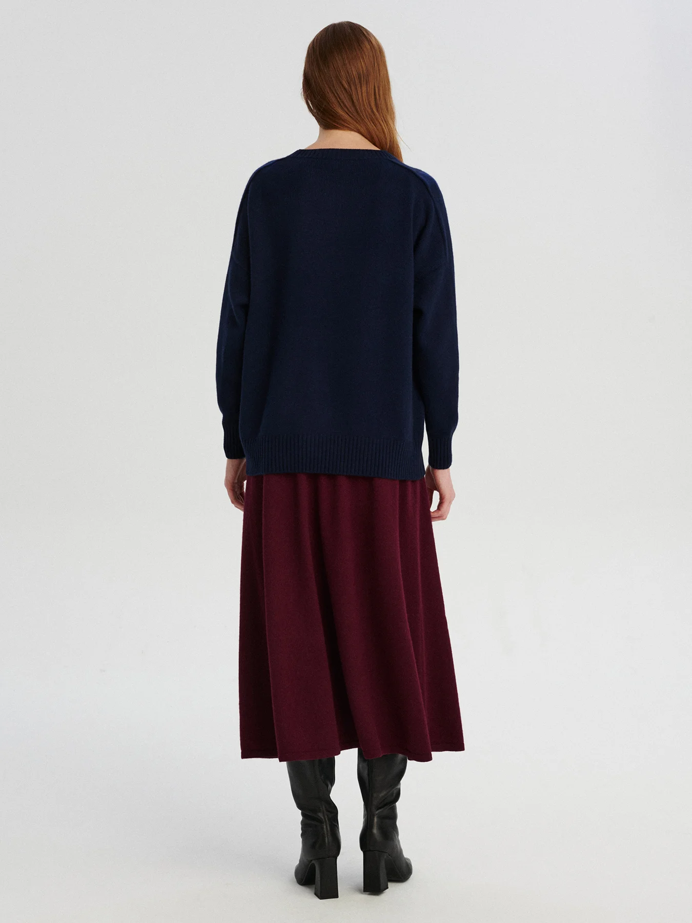 kaszmirowa spódnica w kolorze burgundu bordo