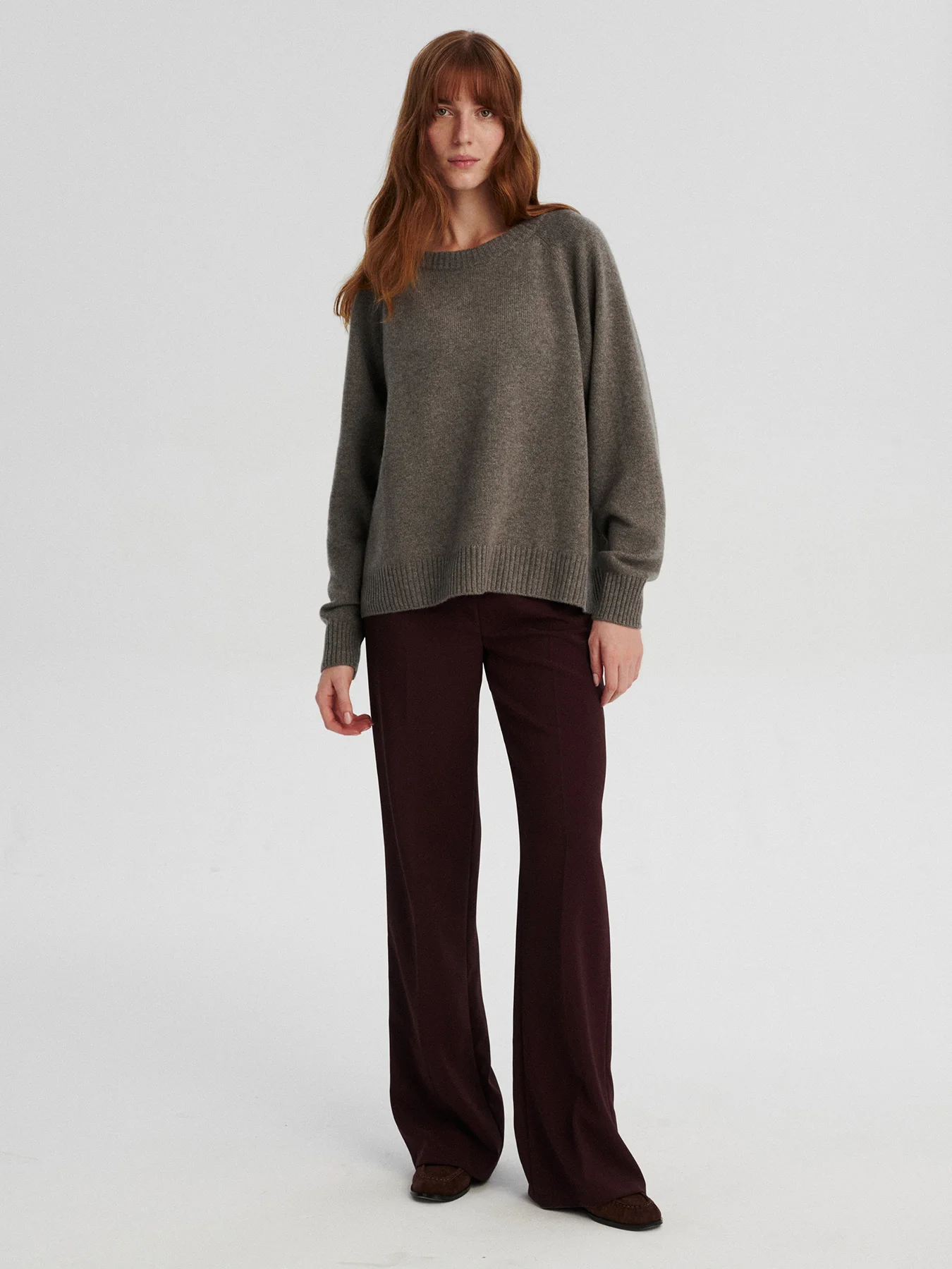 <span class="title-first-word">FIKA</span> kaszmirowy sweter raglan taupe